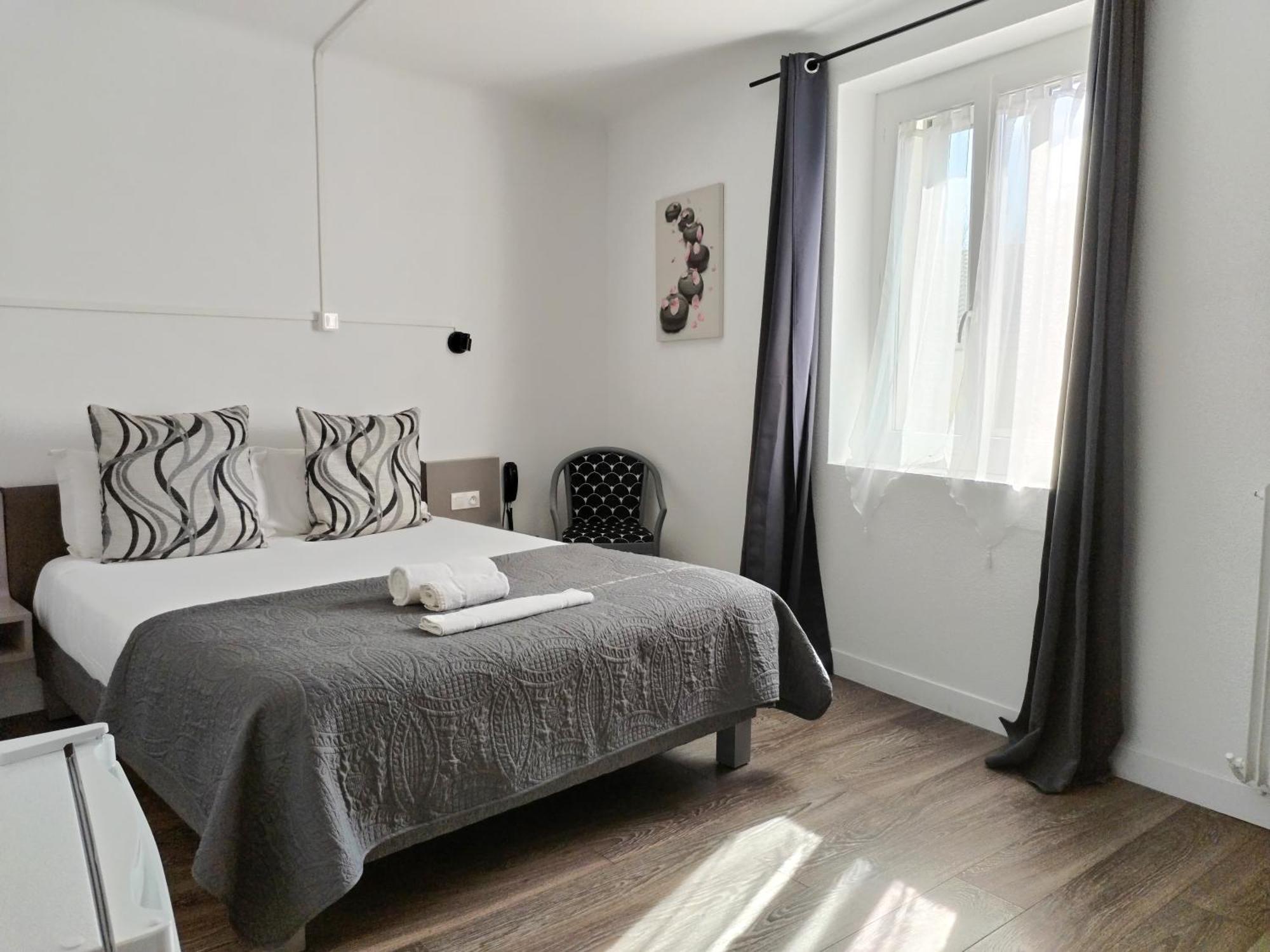 Hotel La Bastide D'Entraigues 외부 사진